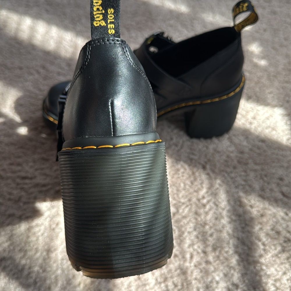Dr. Martens Eviee- Women's 9 - Picture 10 of 16